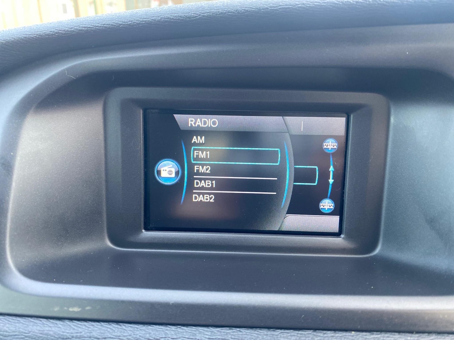 Used Volvo V40 2016 for sale - 77128608: Photo 20