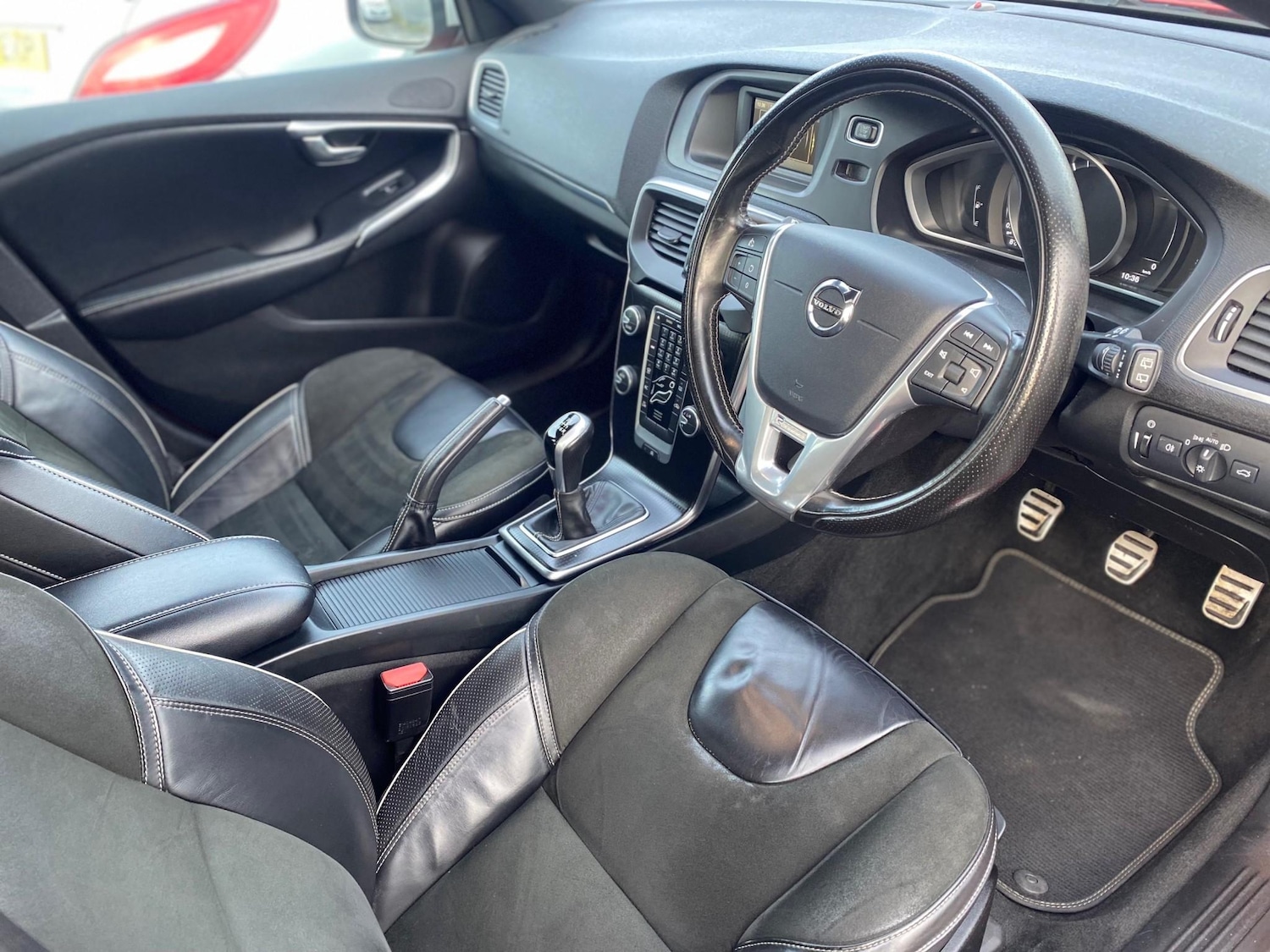 Used Volvo V40 2016 for sale - 77128608: Photo 22