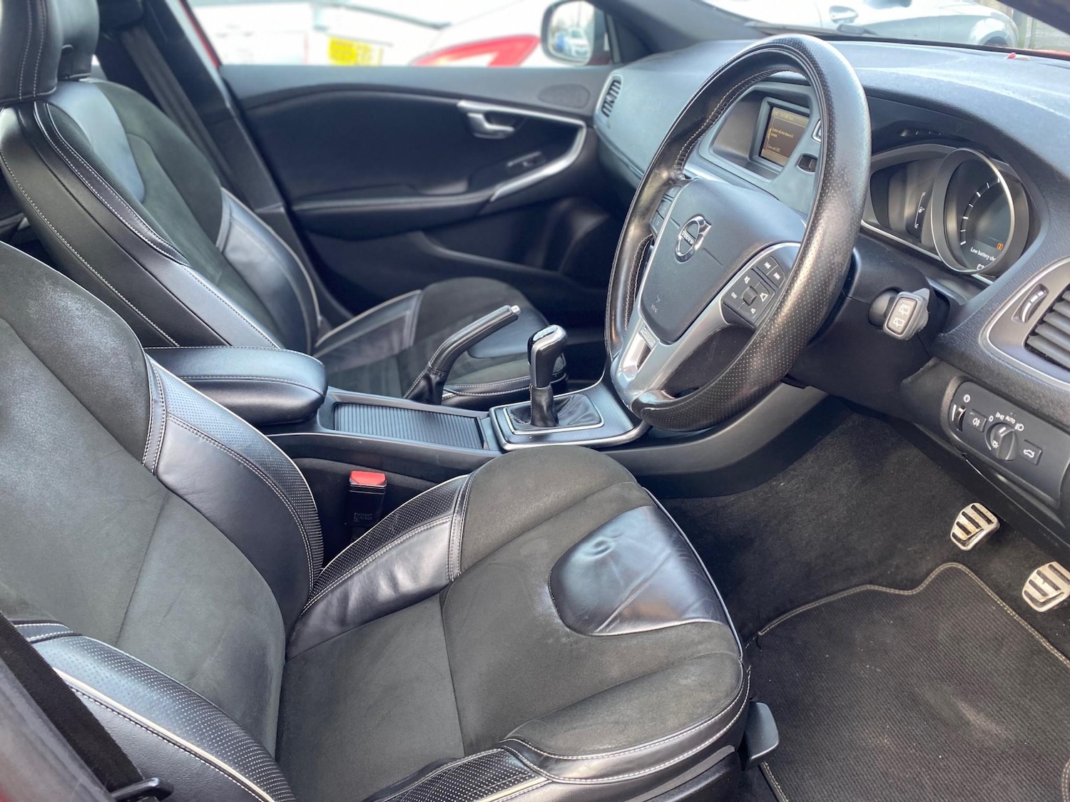 Used Volvo V40 2016 for sale - 77128608: Photo 23