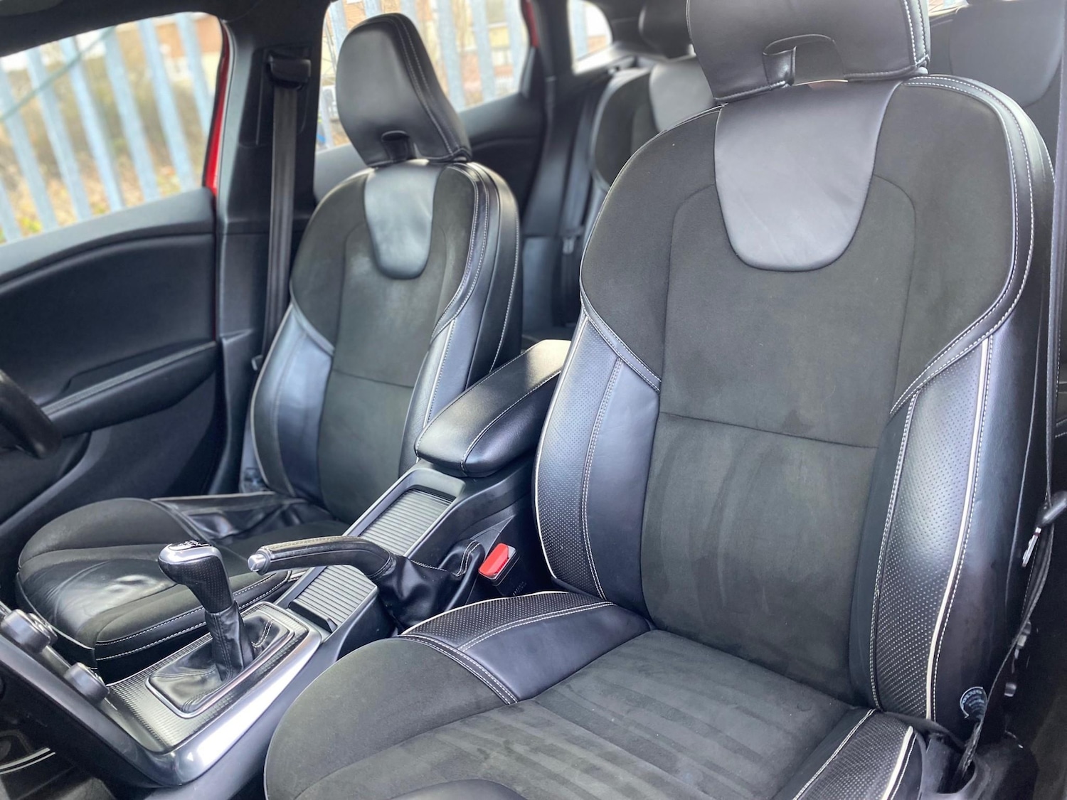 Used Volvo V40 2016 for sale - 77128608: Photo 26