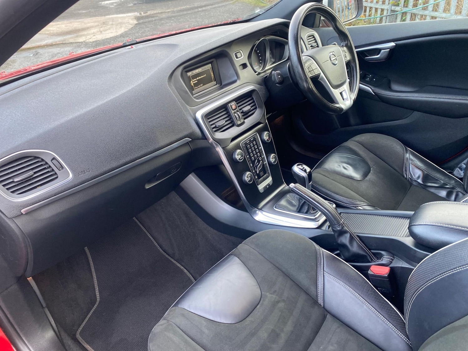 Used Volvo V40 2016 for sale - 77128608: Photo 5