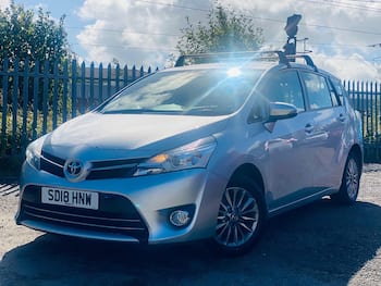 Used Toyota Verso 2018 for sale - 79736488: Photo