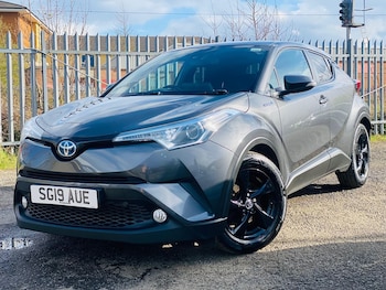 Used Toyota C-HR 2019 for sale - 78227021: Photo
