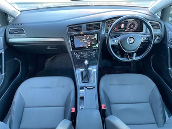 Used Volkswagen Golf undefined for sale - 76385333: Photo