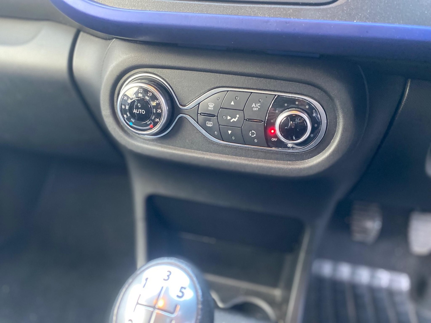 Used Renault Twingo 2016 for sale - 76519818: Photo 18