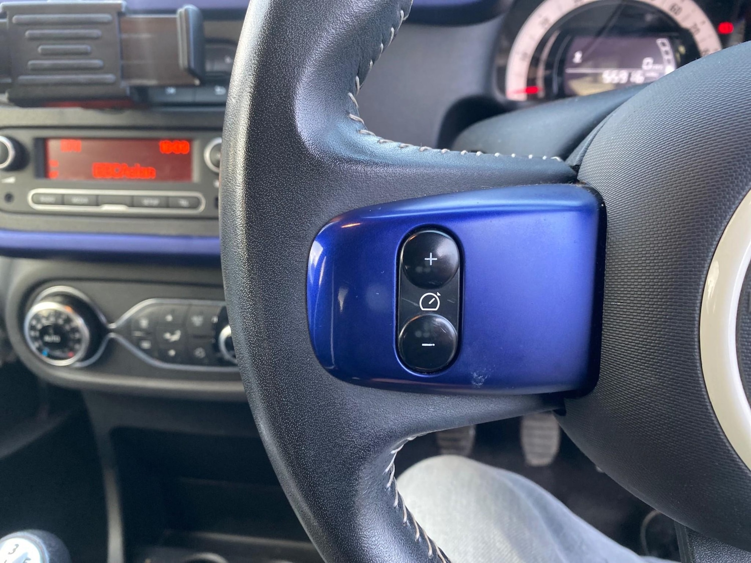 Used Renault Twingo 2016 for sale - 76519818: Photo 21