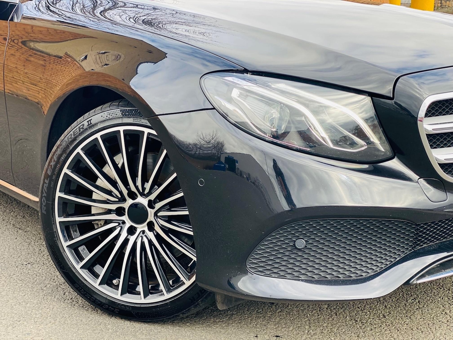 Used Mercedes-Benz E Class 2017 for sale - 77935433: Photo 11