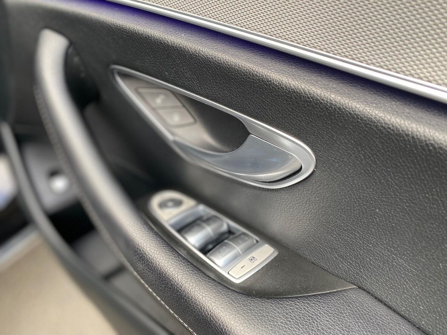 Used Mercedes-Benz E Class 2017 for sale - 77935433: Photo 19