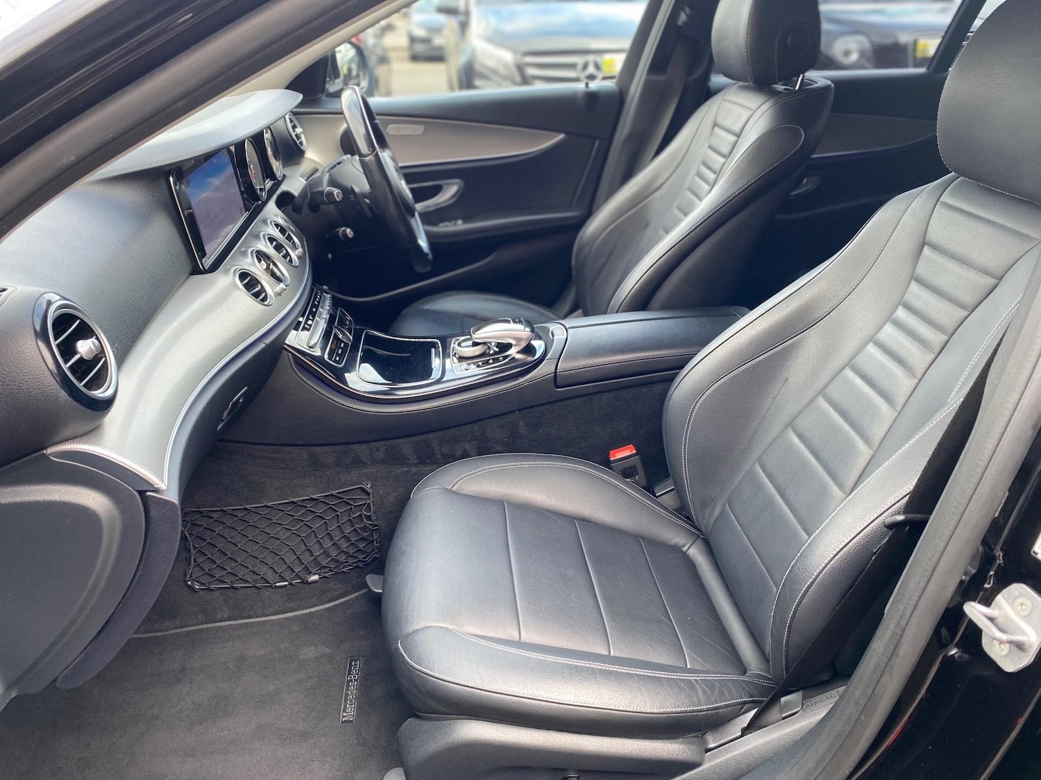 Used Mercedes-Benz E Class 2017 for sale - 77935433: Photo 27