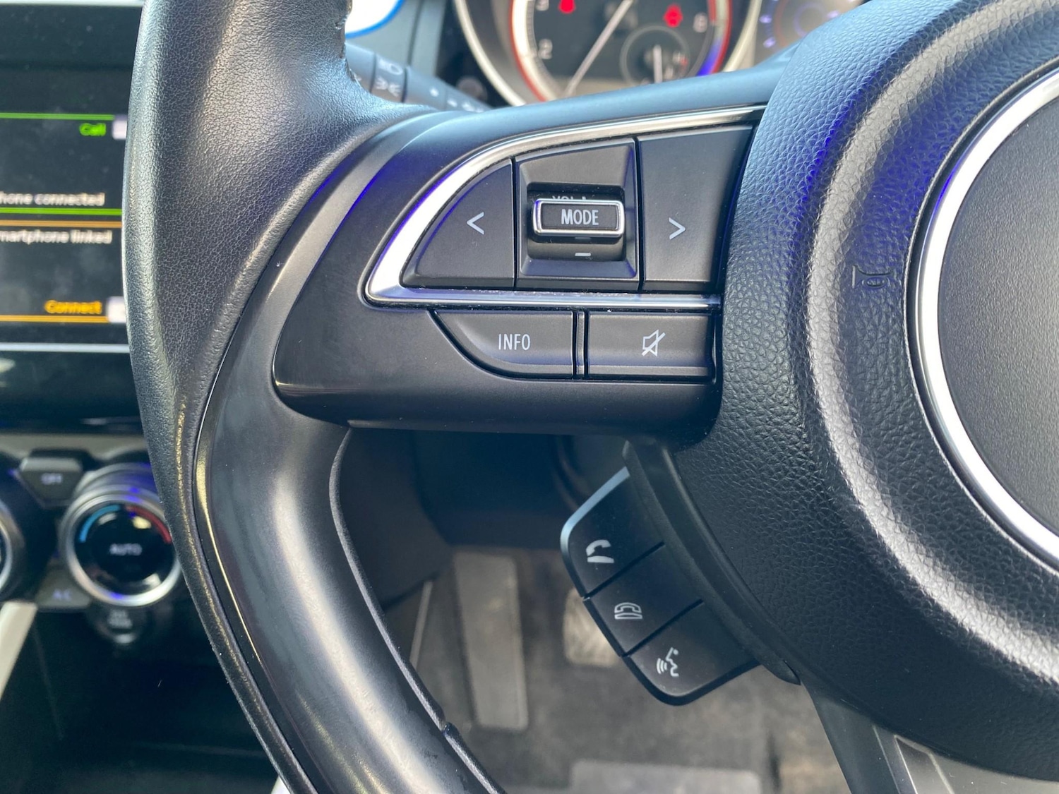 Used Suzuki Swift 2017 for sale - 77226236: Photo 25