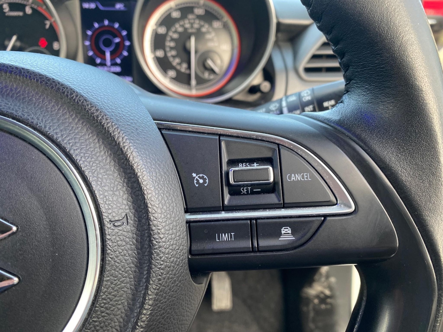 Used Suzuki Swift 2017 for sale - 77226236: Photo 26