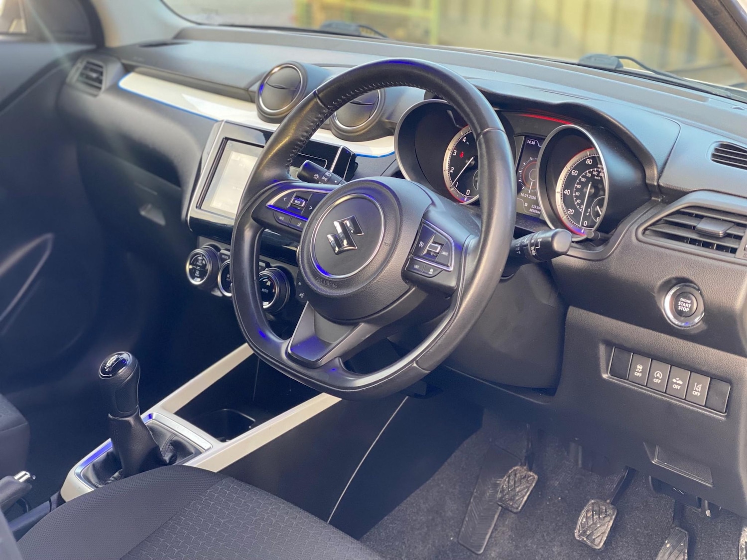 Used Suzuki Swift 2017 for sale - 77226236: Photo 5