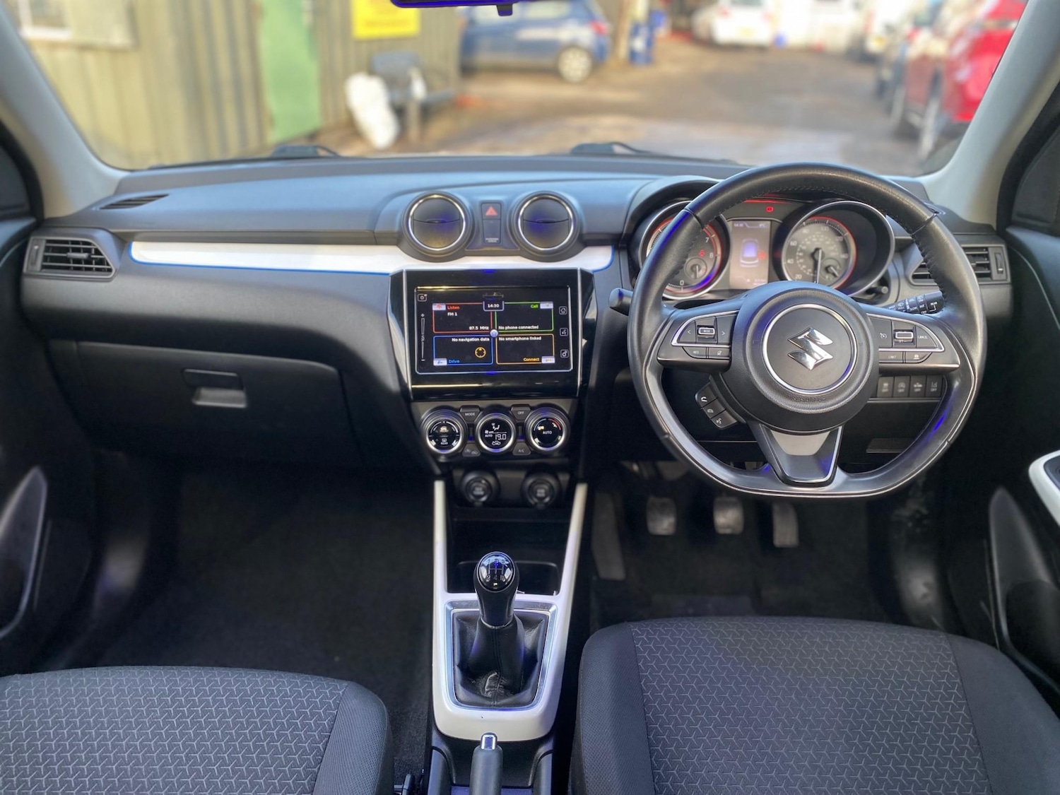 Used Suzuki Swift 2017 for sale - 77226236: Photo 6