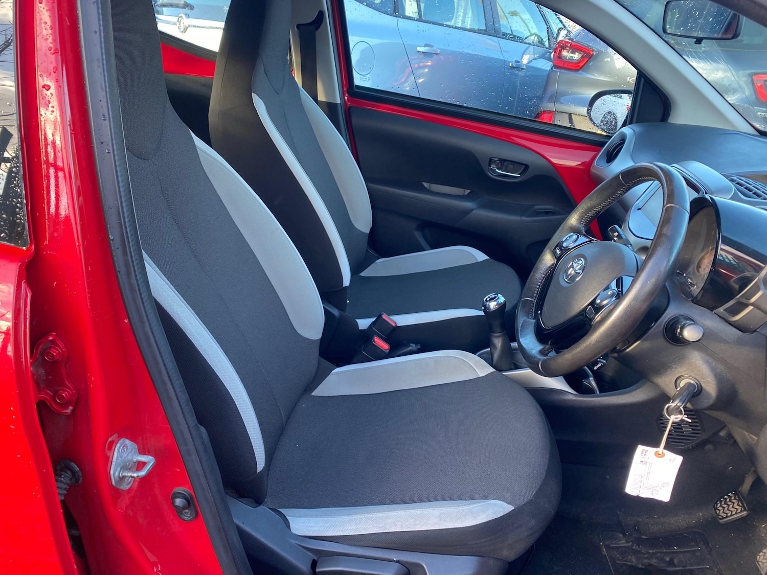 Used Toyota AYGO 2017 for sale - 76627475: Photo 20