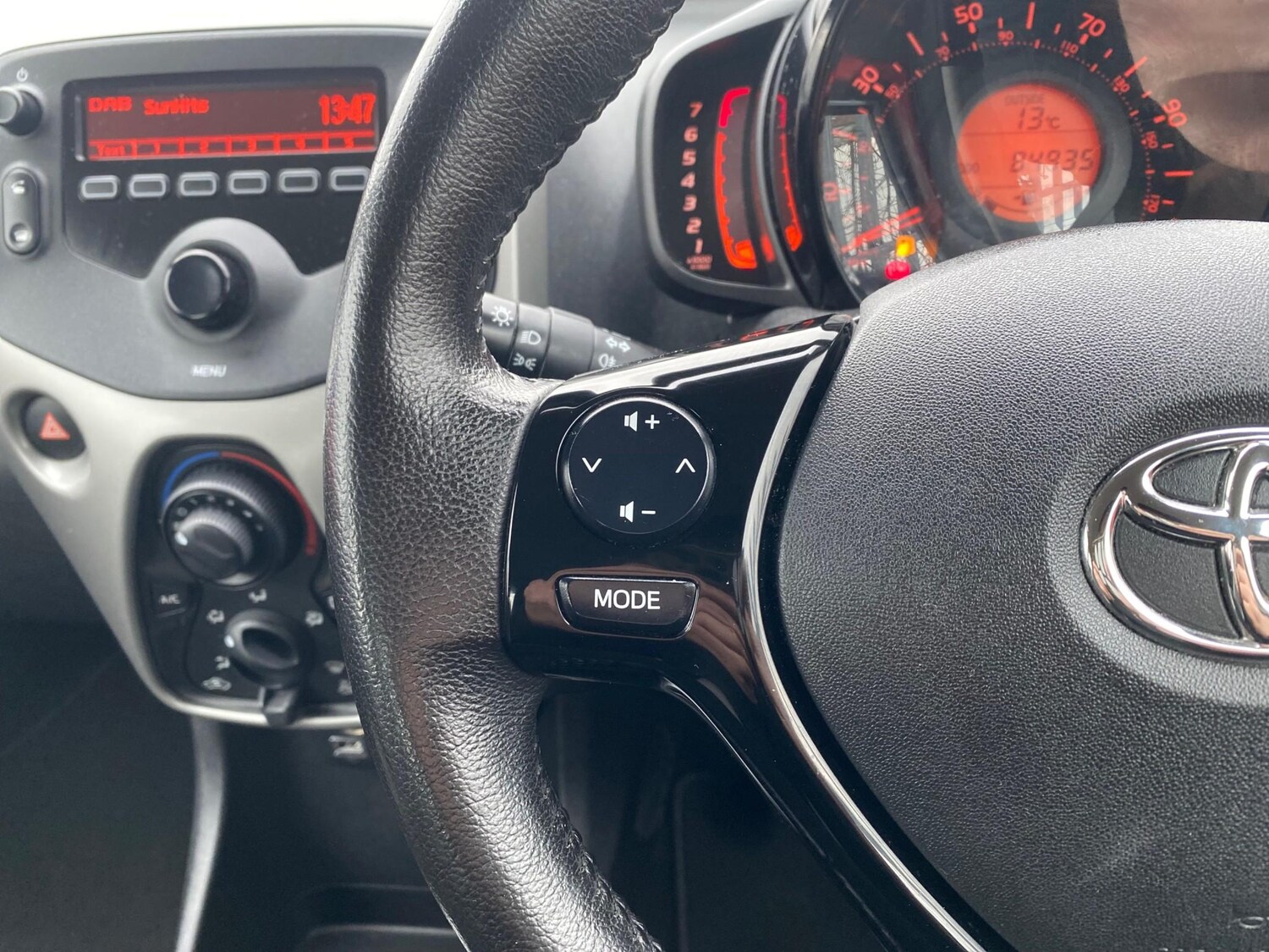 Used Toyota AYGO 2017 for sale - 77763992: Photo 16