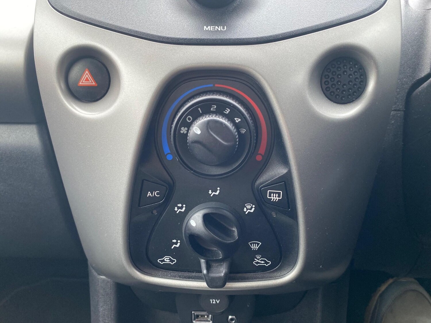 Used Toyota AYGO 2017 for sale - 77763992: Photo 21