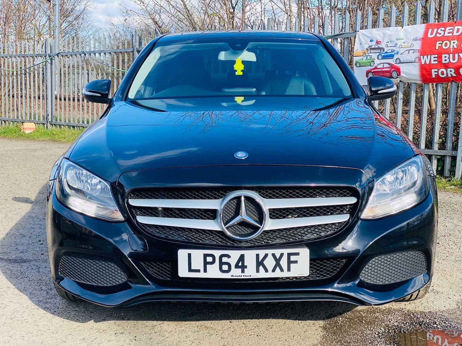 Used Mercedes-Benz C Class 2015 for sale - 78225789: Photo 2