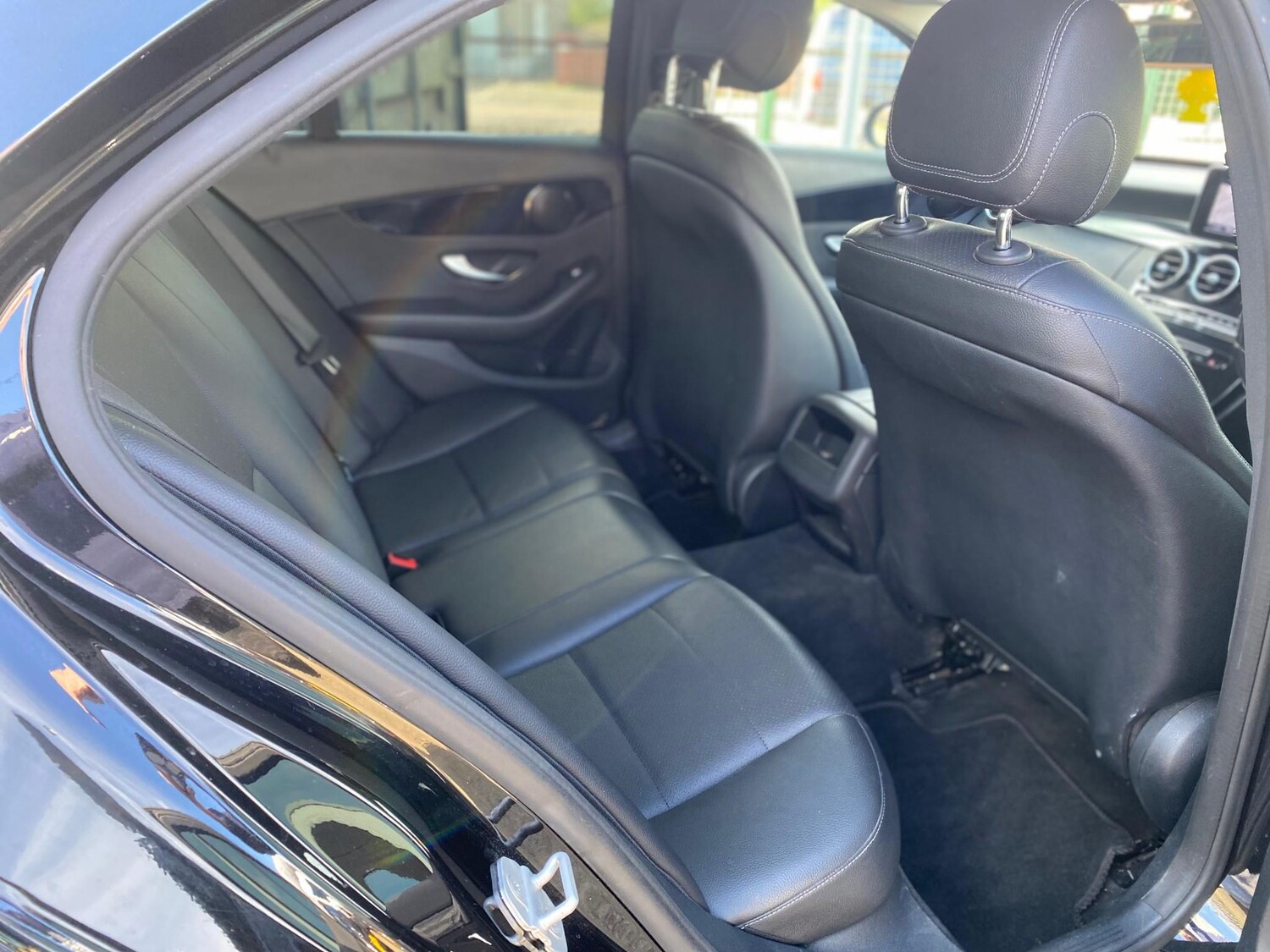 Used Mercedes-Benz C Class 2015 for sale - 78225789: Photo 26