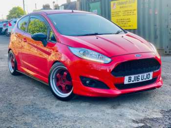 2016 (16) - 1.0t ZETEC S 125 ULEZ FREE MODIFIED FSH 10 STAMPS 3-Door