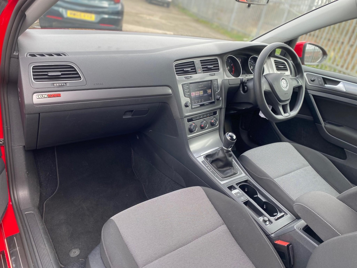 Used Volkswagen Golf 2016 for sale - 78225790: Photo 5