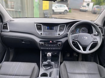 Used Hyundai TUCSON 2017 for sale - 78886392: Photo