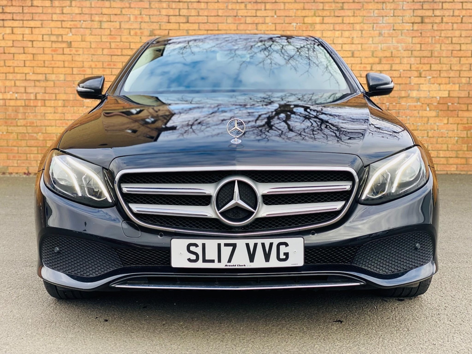 Used Mercedes-Benz E Class 2017 for sale - 78136802: Photo 2