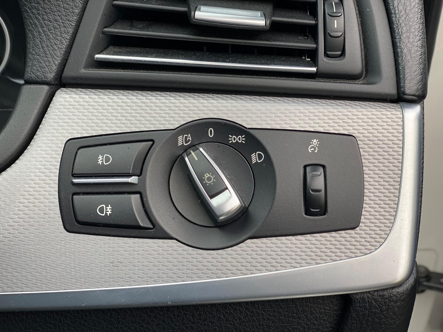 Used BMW 5 Series 2013 for sale - 77211322: Photo 17