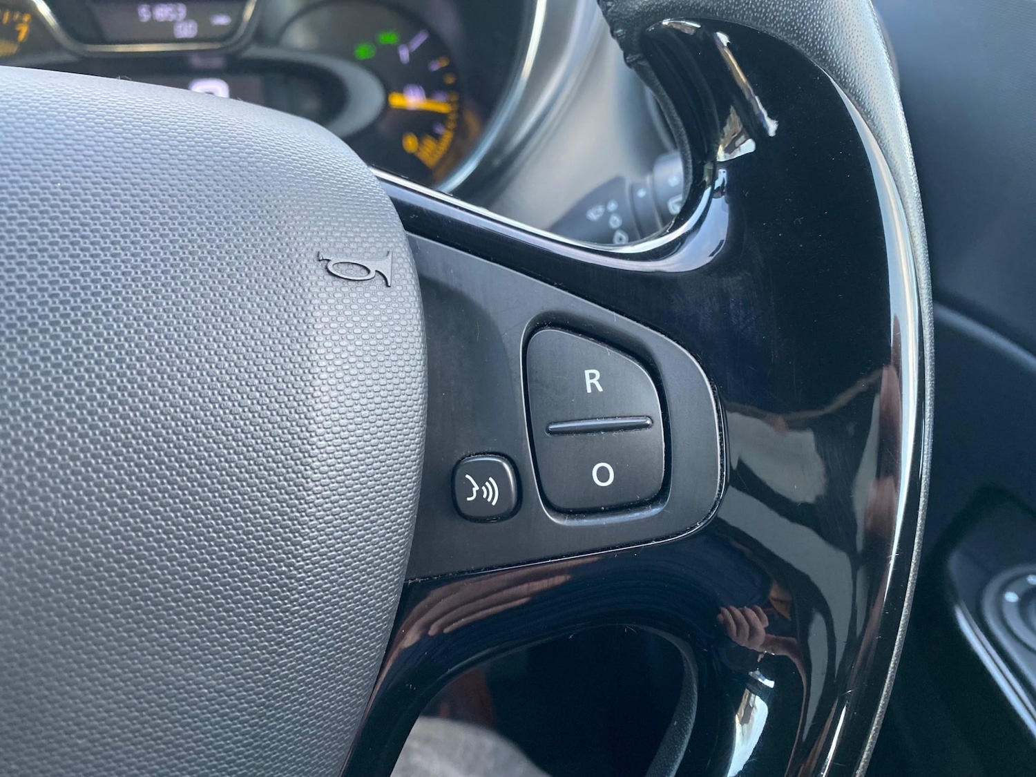 Used Renault Captur 2015 for sale - 77249093: Photo 24