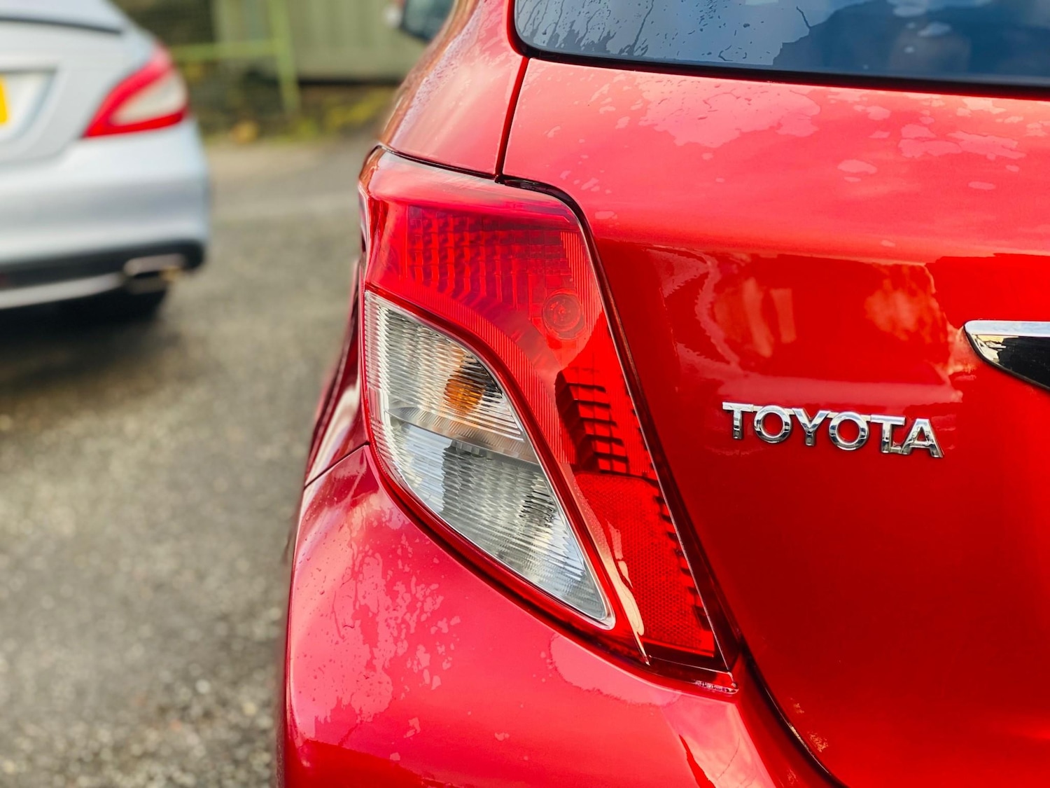 Used Toyota Yaris 2012 for sale - 77128605: Photo 13