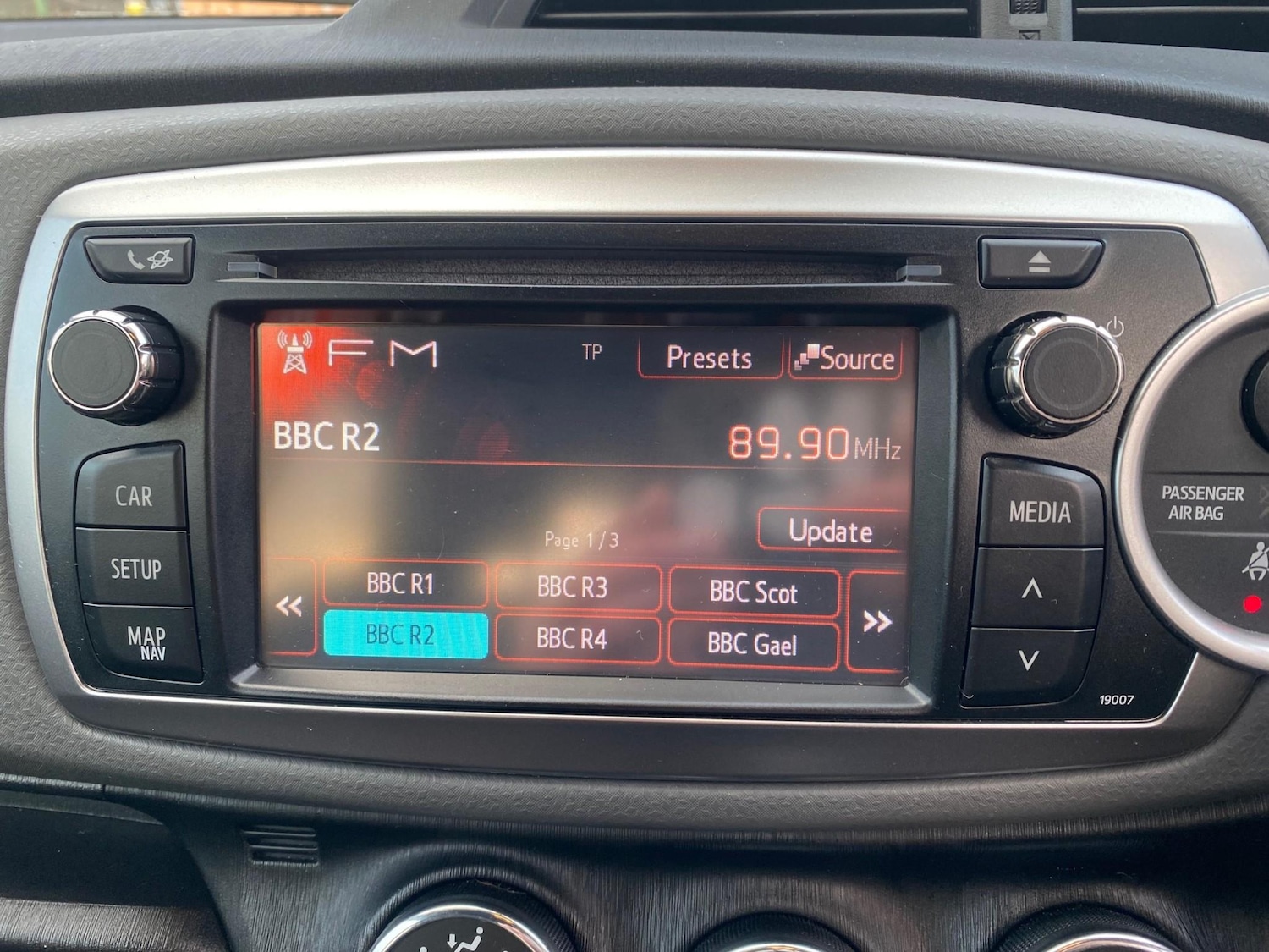 Used Toyota Yaris 2012 for sale - 77128605: Photo 23