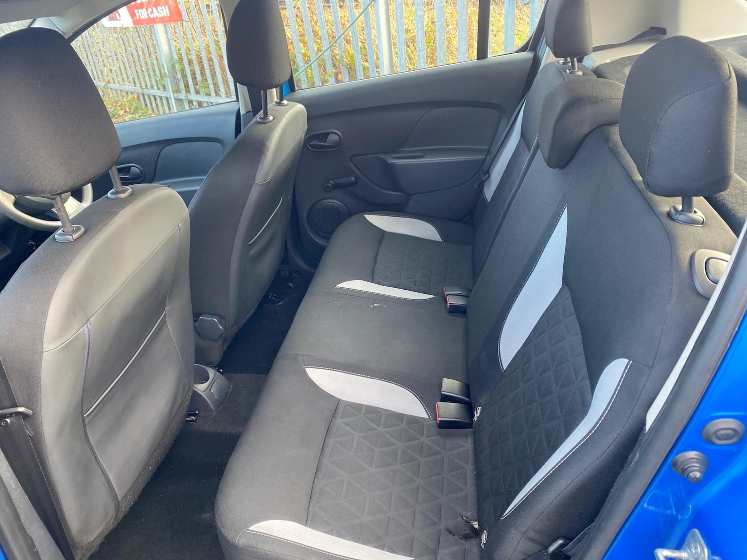 Used Dacia Sandero Stepway 2015 for sale - 76557761: Photo 24