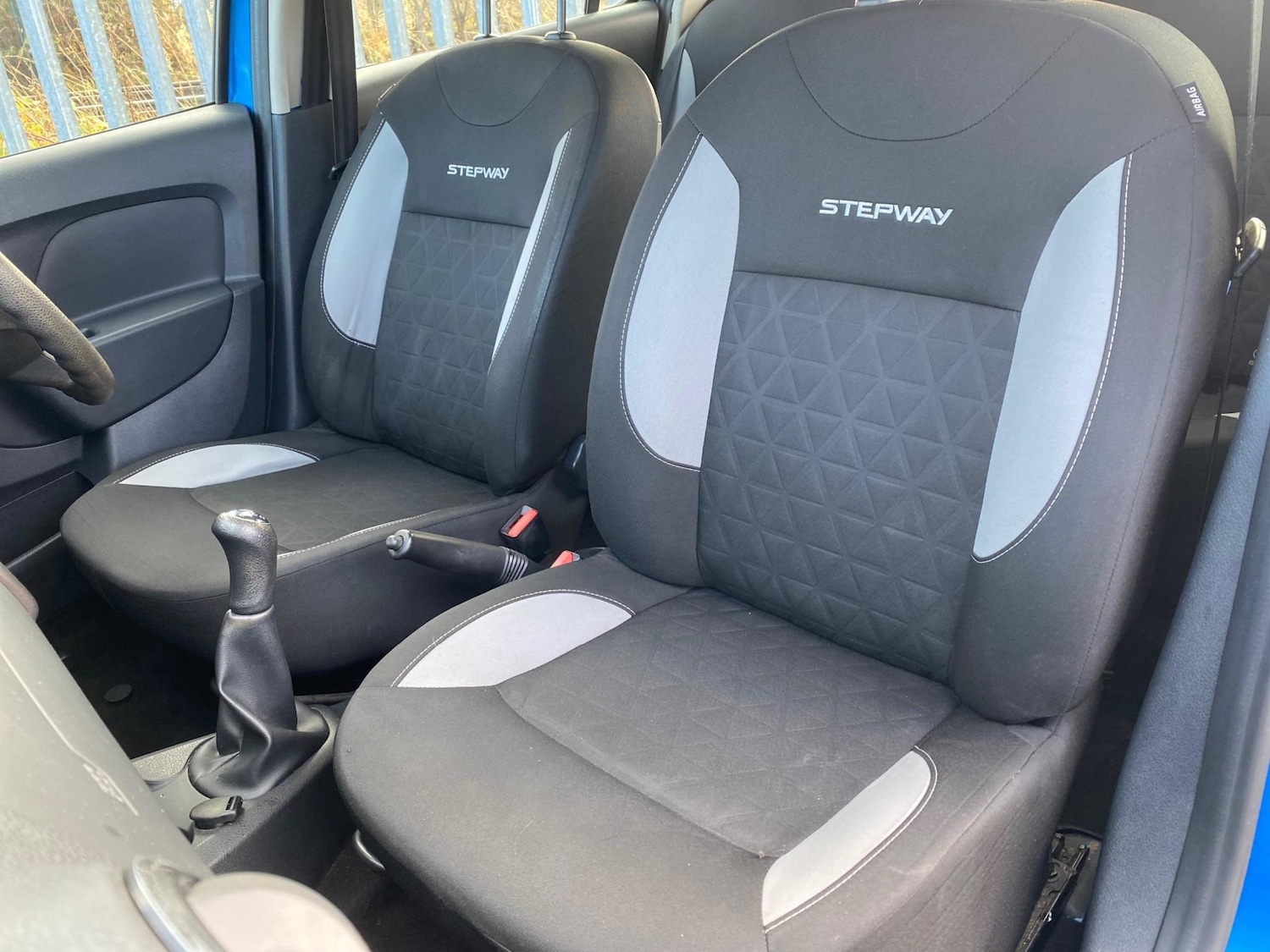 Used Dacia Sandero Stepway 2015 for sale - 76557761: Photo 25