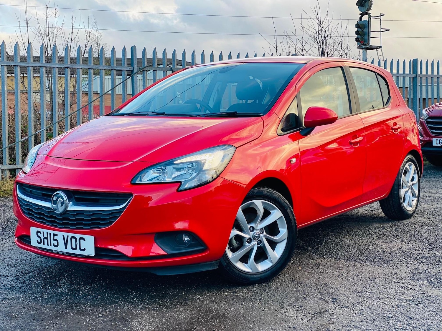 Used Vauxhall Corsa 2015 for sale - 77171359: Photo 3