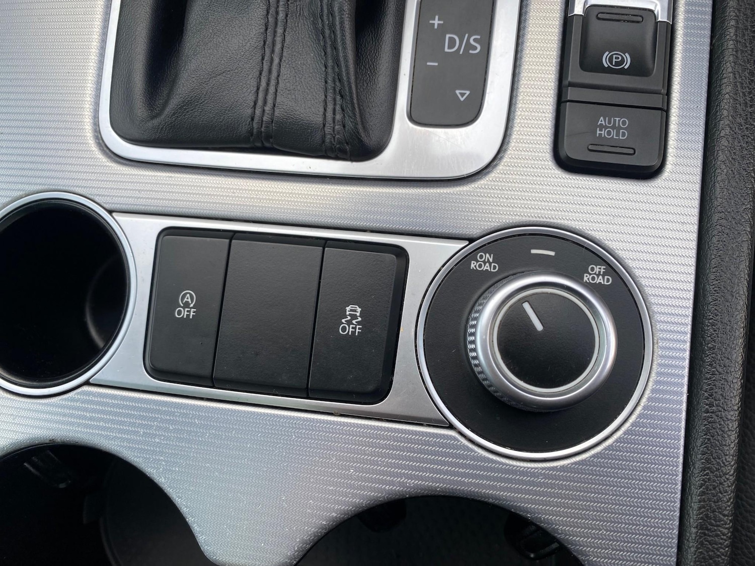 Used Volkswagen Touareg 2015 for sale - 77763994: Photo 22