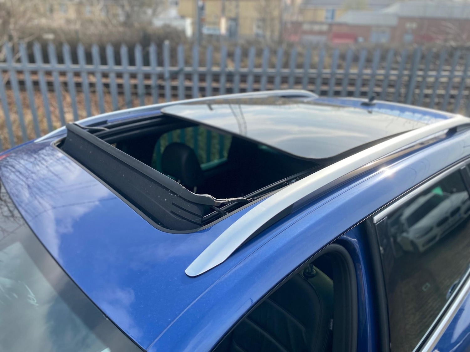 Used Volkswagen Touareg 2015 for sale - 77763994: Photo 36