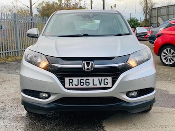 Used Honda HR-V 2016 for sale - 76196957: Photo 2