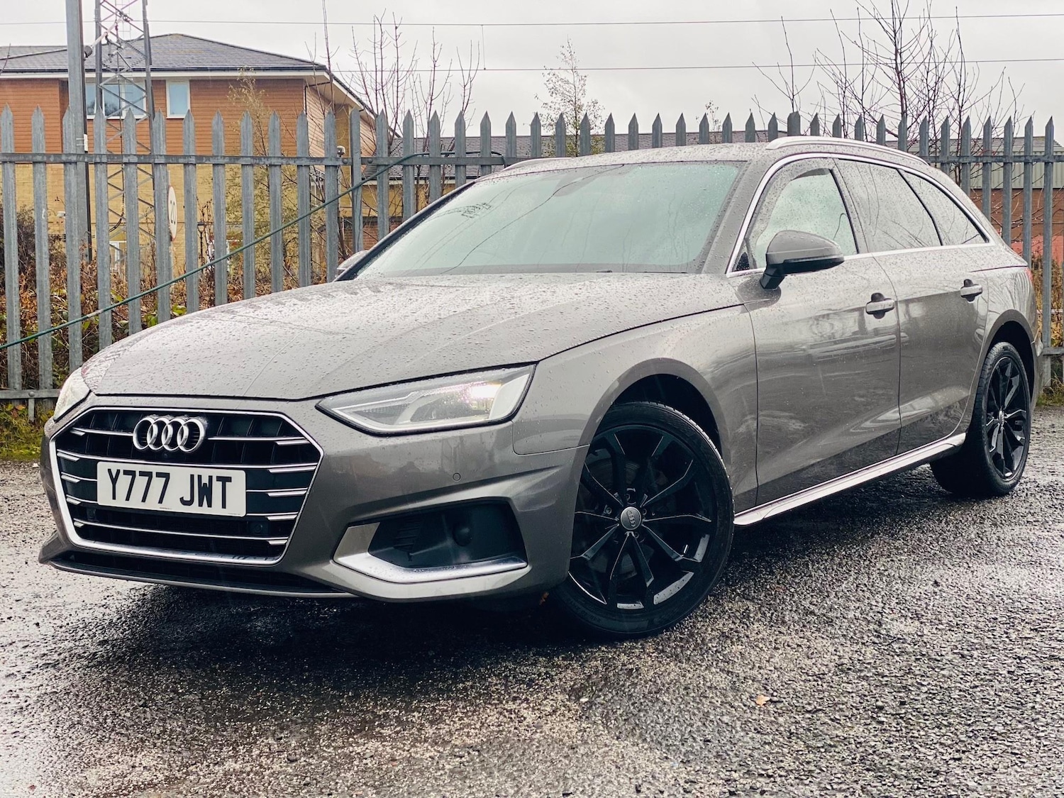 Used Audi A4 2020 for sale - 76887876: Photo 3