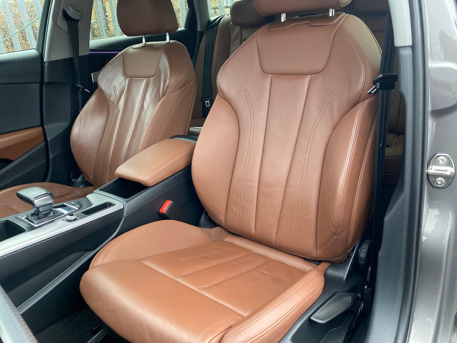 Used Audi A4 2020 for sale - 76887876: Photo 35