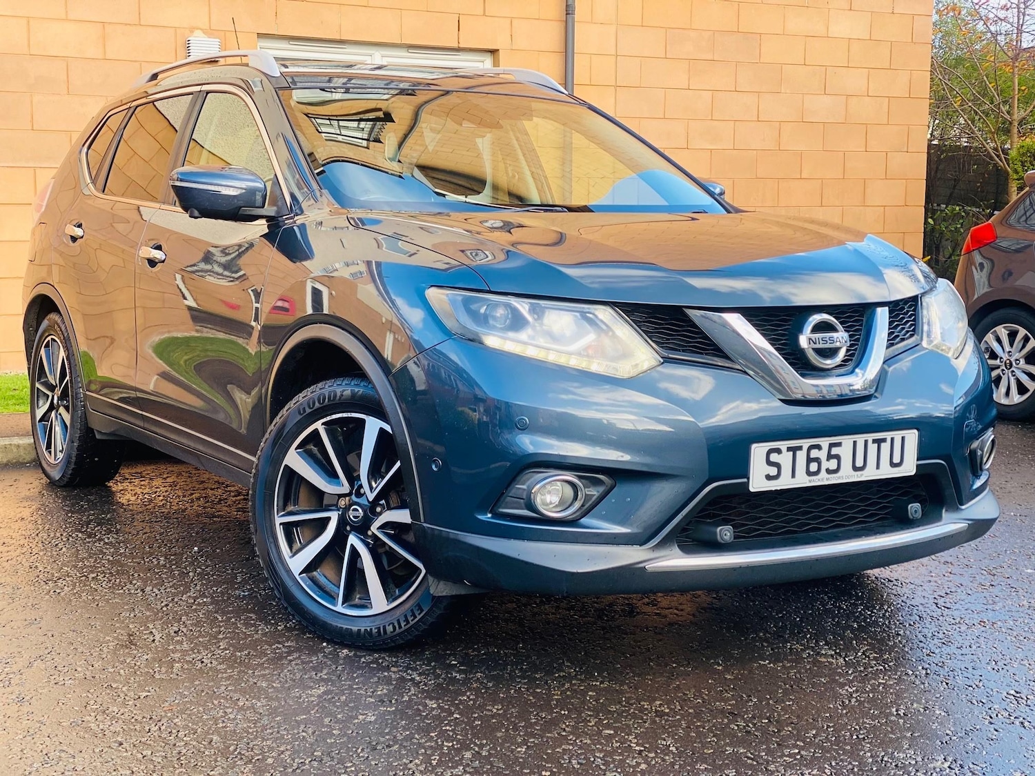 Used Nissan X-Trail 2015 for sale - 76438718: Photo 1