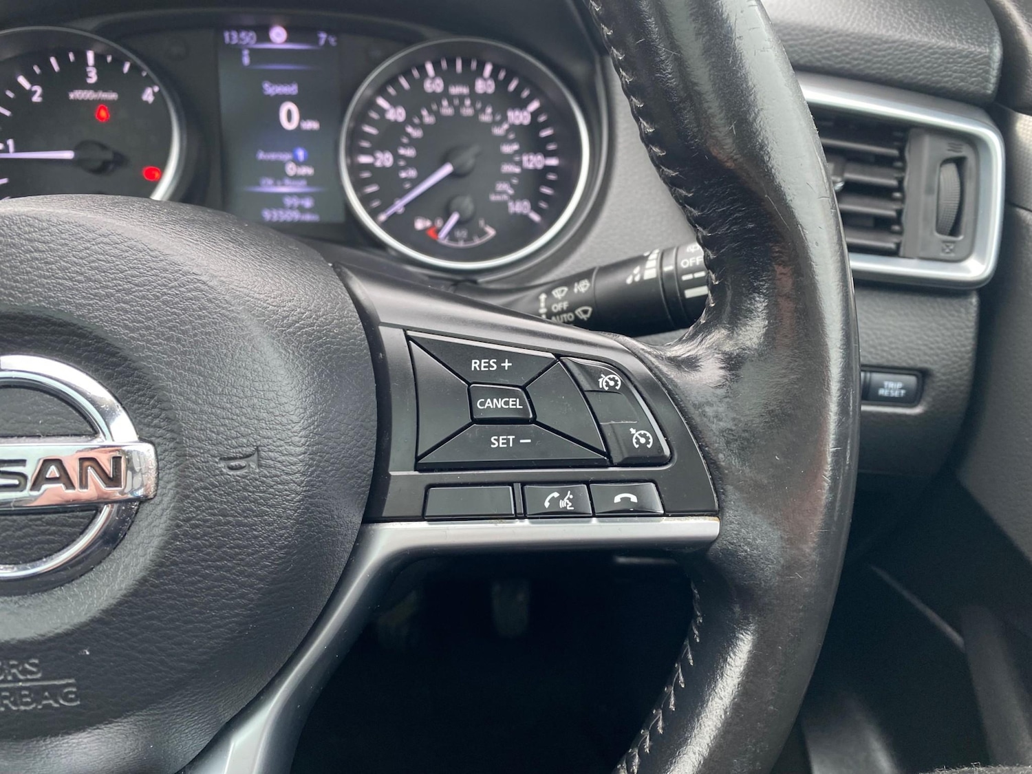 Used Nissan Qashqai 2018 for sale - 77849089: Photo 18