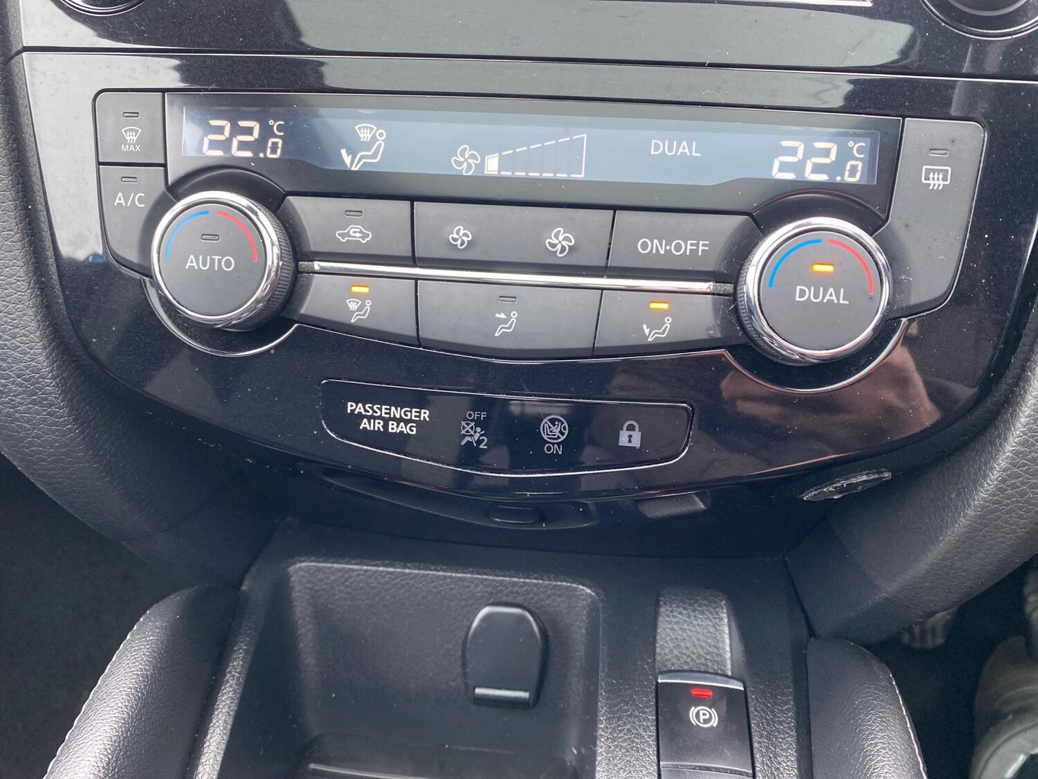 Used Nissan Qashqai 2018 for sale - 77849089: Photo 22