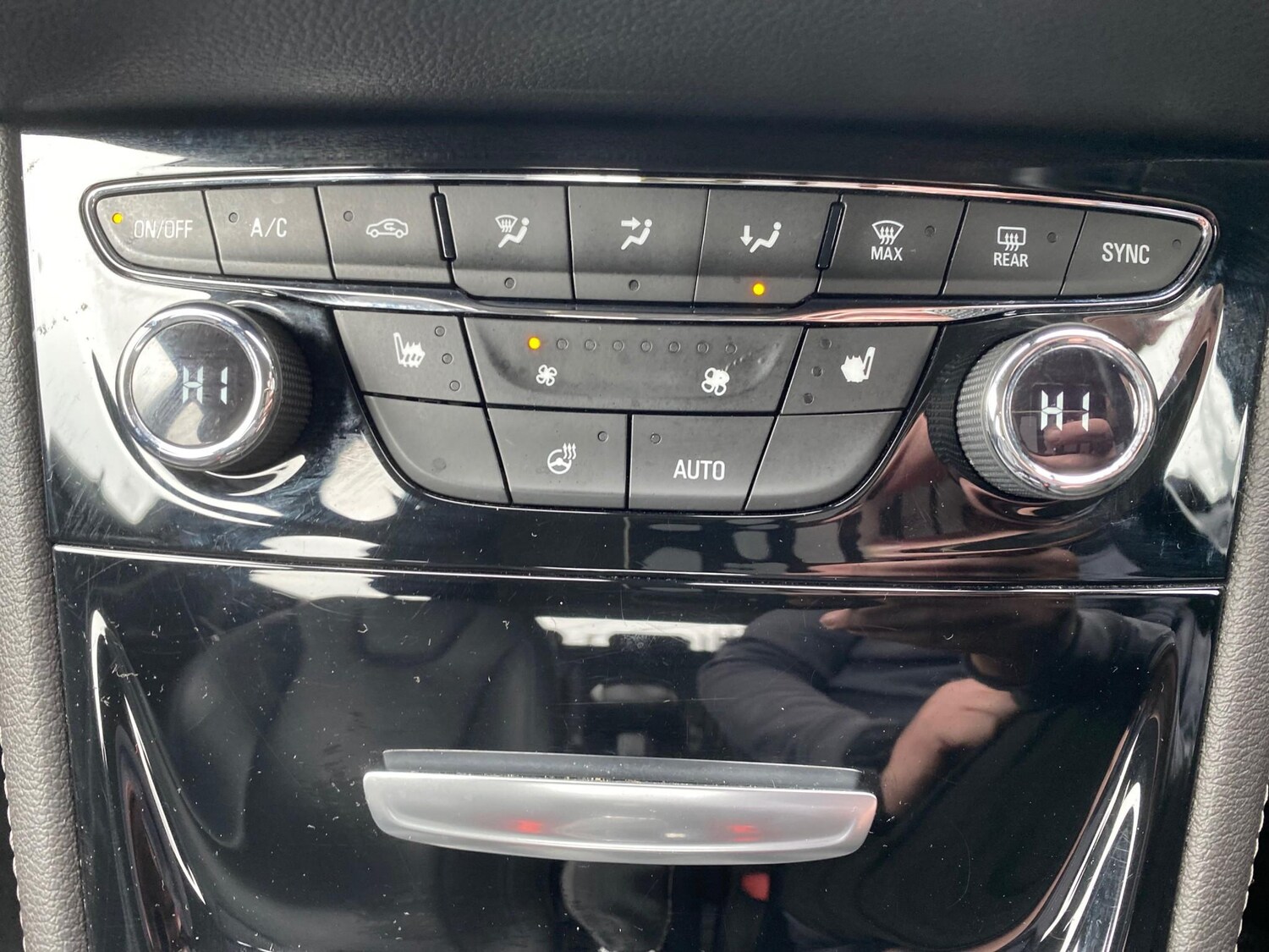 Used Vauxhall Astra 2016 for sale - 77989479: Photo 27