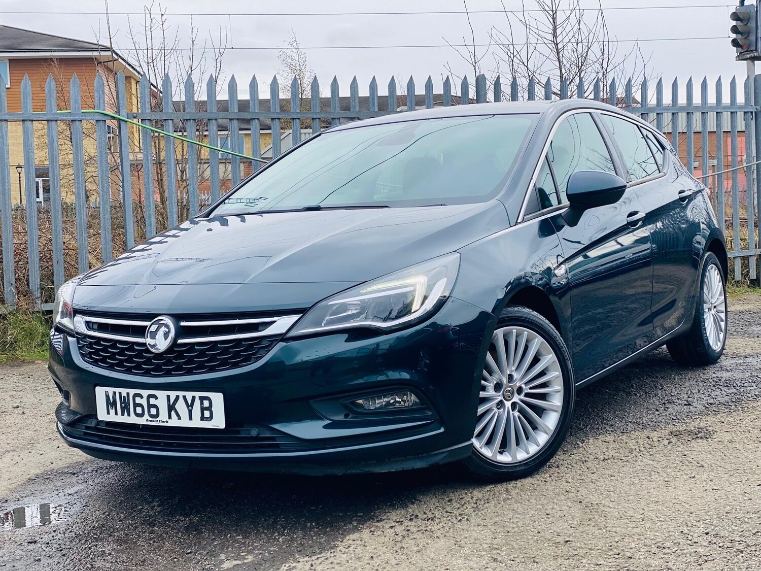 Used Vauxhall Astra 2016 for sale - 77989479: Photo 3