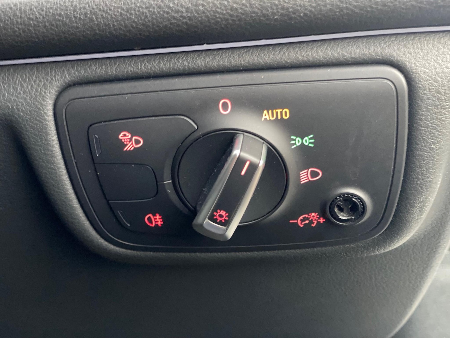 Used Audi A6 2014 for sale - 77200668: Photo 19