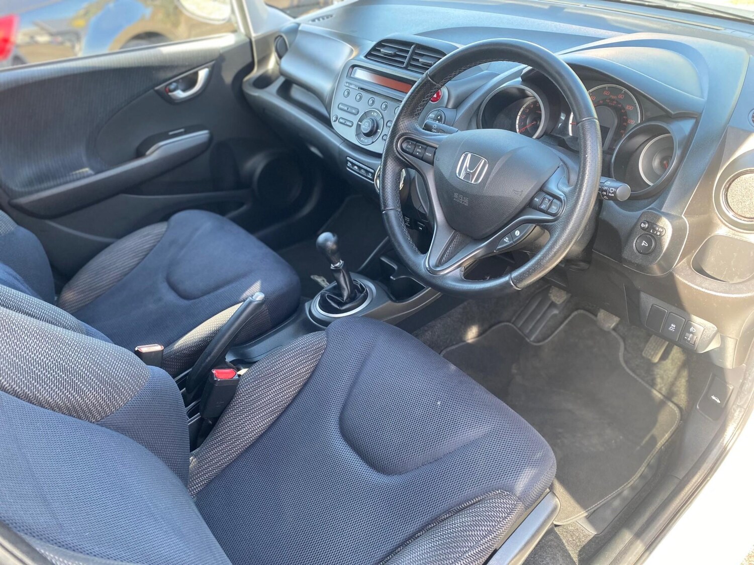 Used Honda Jazz 2014 for sale - 77989466: Photo 14