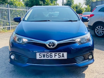 Used Toyota Auris 2016 for sale - 79253878: Photo