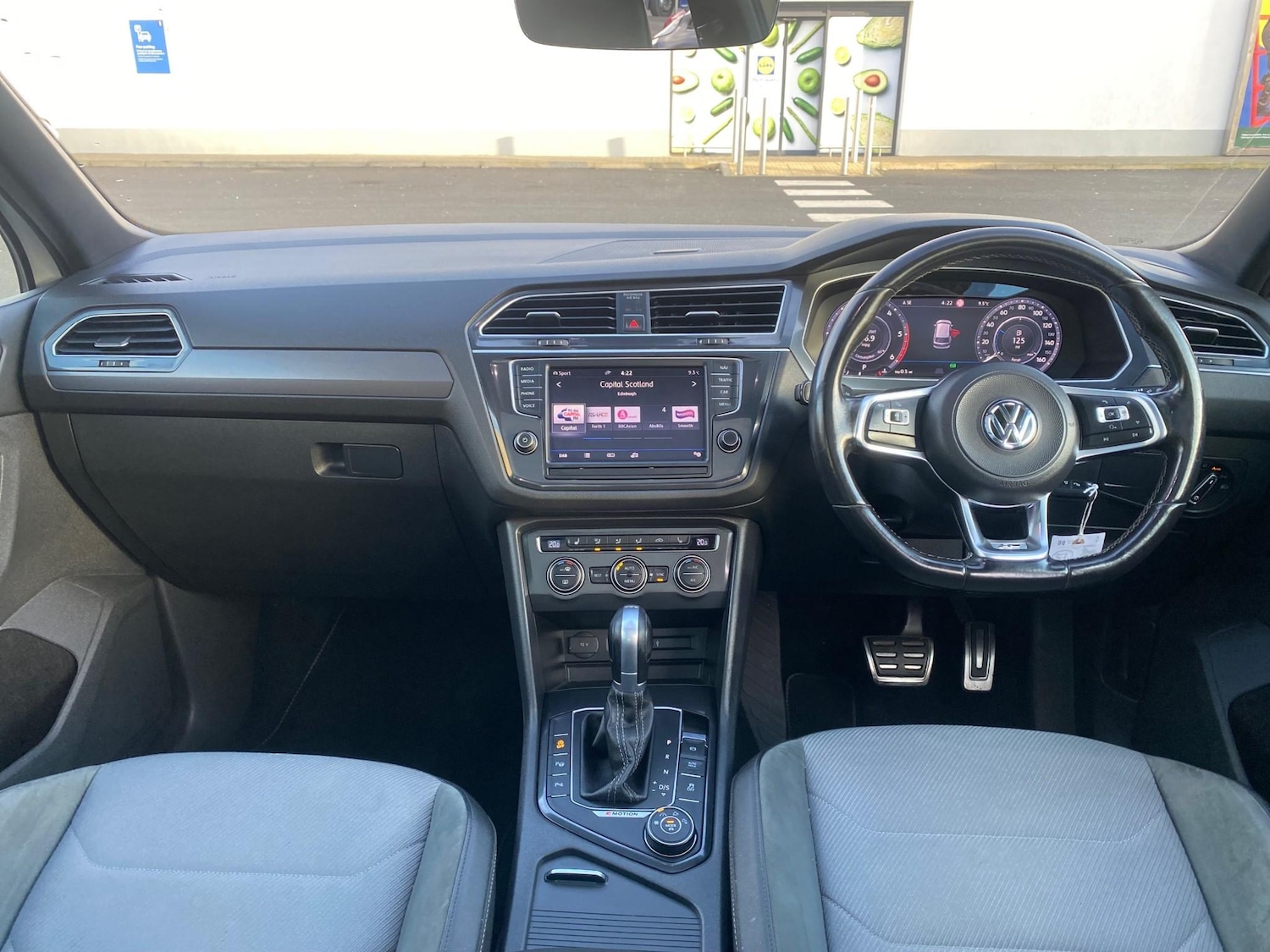 Used Volkswagen Tiguan 2016 for sale - 77718977: Photo 19