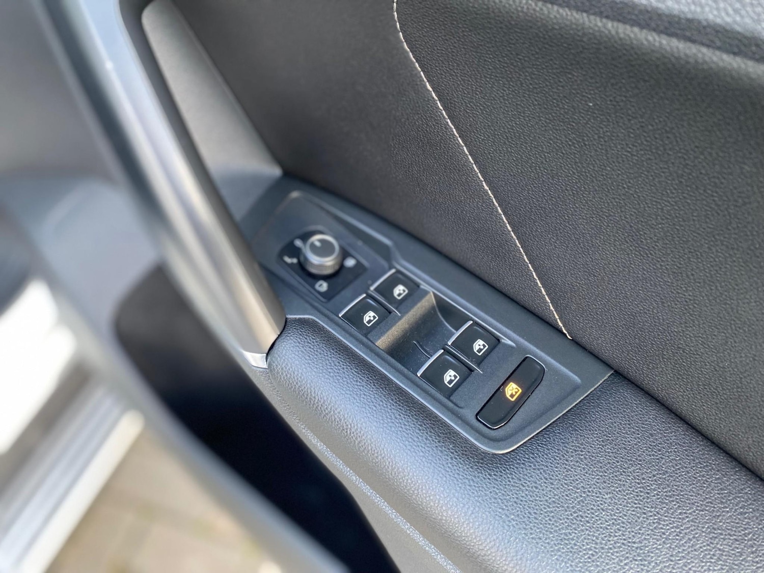 Used Volkswagen Tiguan 2016 for sale - 77718977: Photo 29