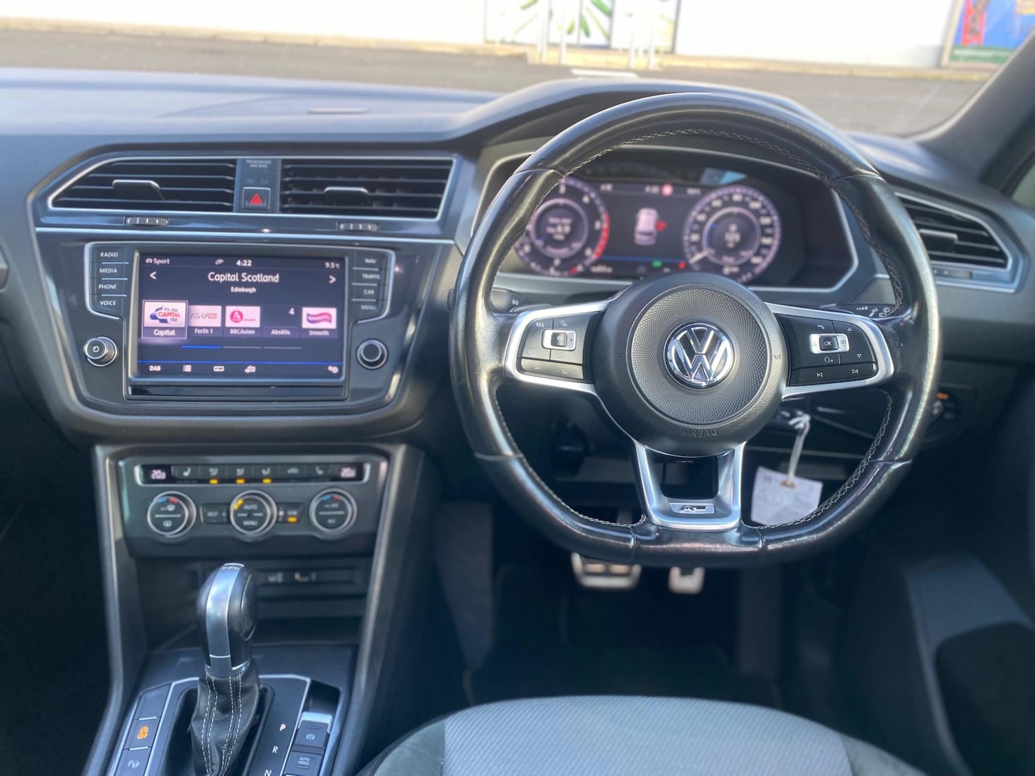 Used Volkswagen Tiguan 2016 for sale - 77718977: Photo 5