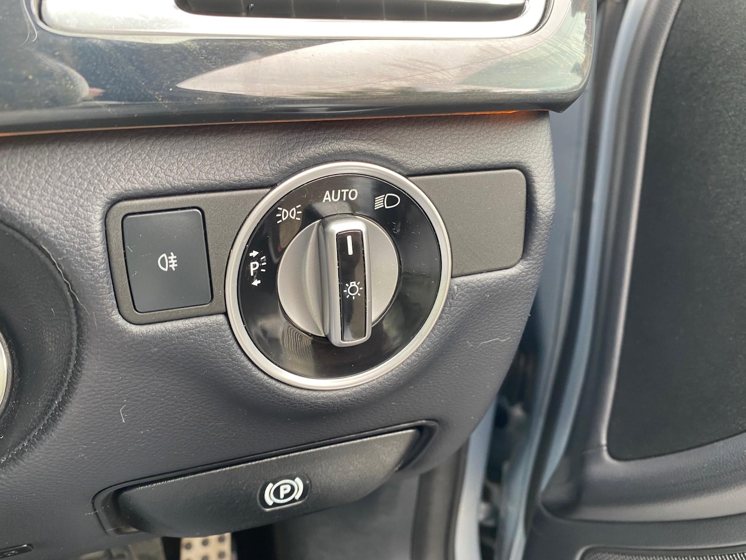 Used Mercedes-Benz CLS 2016 for sale - 77128604: Photo 27